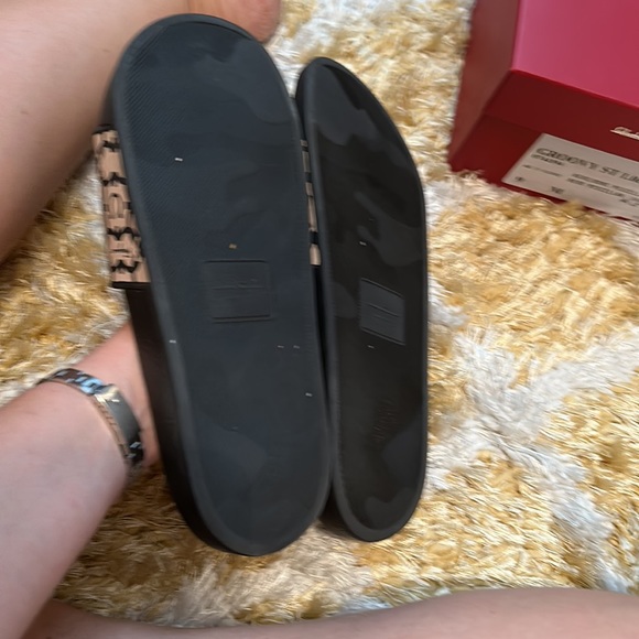 Salvatore Ferragamo women’s slides - Picture 3 of 5